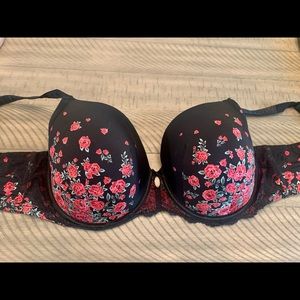 Torrid bra 40 DDD